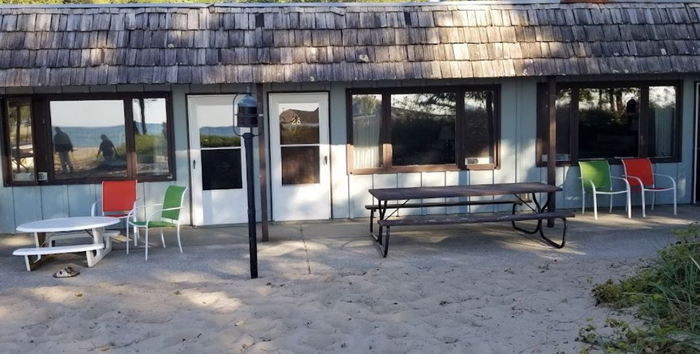 Lake Shore Motel (Kennys Lakeshore Motel) - From Lakeshore Motel Website (newer photo)